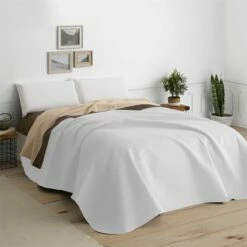 Vipalia Colcha Bouti Verano. Colcha Cama 90 Primavera Y Entretiempo. Colchas Cubre Cama Fina Individual Matrimonio Reversible Acolchada Rombos. 180x260 Cm. Color Blanco. -Forros De Cama Ventas 2024 07fe9d7922d4fa2c0887c5ba3288f8f070493d7d 0a25641a71cb45689d07d30b025e43c1