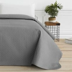 Vipalia Colcha Bouti Verano. Colcha Cama 90 Primavera Y Entretiempo. Colchas Cubre Cama Fina Individual Matrimonio Reversible Acolchada Rombos. 180x260 Cm. Color Gris Oscuro. -Forros De Cama Ventas 2024 090b8c7db7b439b6a2b7632c1bf01ee7af783476 fa8d4ae15921441d820ebdb91a844b9d