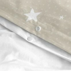 Little Star Beige Juego Nórdico 155x220 Beige -Forros De Cama Ventas 2024 14b0f0e66ea1da2ca19820c7c75c7cf7f67cb3a1 6a15510492ca43ad8a9dd77703cb1b00