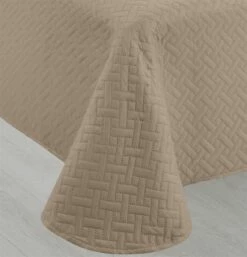 Colcha Lisa + Cojines Acolchada Belmonte Cama 90 Beige 180x260cm 11 Colcha Lisa + Cojines Acolchada Belmonte Cama 90 Beige 180x260cm -Forros De Cama Ventas 2024 1fbcc534a81f6d80bf28d25485a07057d86a4c91 1cfd16c3f6c24def8a97bc17c50caabd