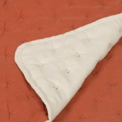 Colcha 270 X 280 Cm Beige Rojo Oscuro -Forros De Cama Ventas 2024 28bb138b65292983034765782be5923a8e805e53 b4303fdd241648909b360667a79b27e0