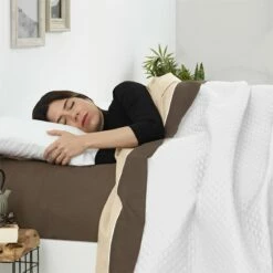 Vipalia Colcha Bouti Verano. Colcha Cama 90 Primavera Y Entretiempo. Colchas Cubre Cama Fina Individual Matrimonio Reversible Acolchada Rombos. 180x260 Cm. Color Blanco. -Forros De Cama Ventas 2024 2f0cb7e9a52f18b6e401783c4b764ab242eb78e1 392d9cd8e16e4bb0b987ee9a5c78fd0a