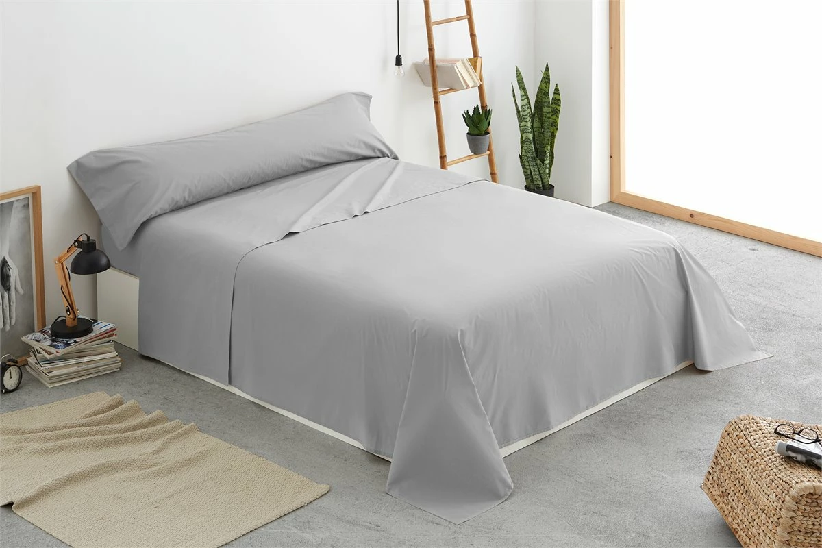 Vipalia - Juego De Sábanas Lisas 3 Piezas 50% Algodón - 50% Poliester. Modelo Rainbow Cama 90 Cm, Color Gris 6 Vipalia - Juego De Sábanas Lisas 3 Piezas 50% Algodón - 50% Poliester. Modelo Rainbow Cama 90 Cm, Color Gris - Imagen 4