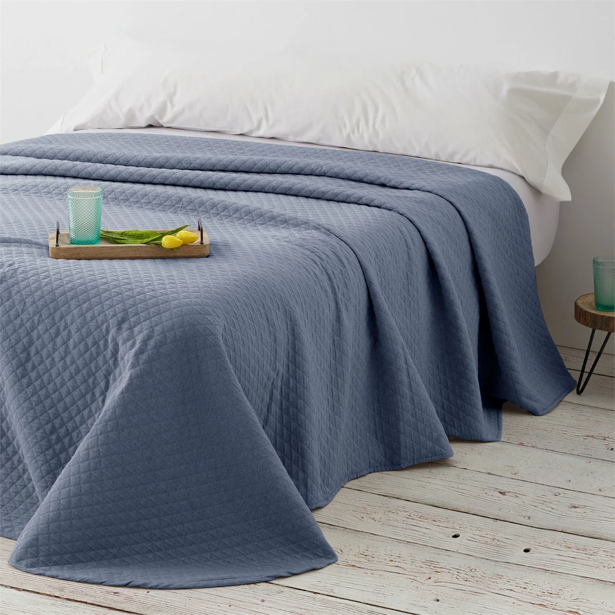 Vipalia - Colcha Bouti Pique 30% Algodón - 70% Poliester. Modelo Silver Cama 150 Cm - 250x260 Cm, Color Marino/Azul 9 Vipalia - Colcha Bouti Pique 30% Algodón - 70% Poliester. Modelo Silver Cama 150 Cm - 250x260 Cm, Color Marino/Azul - Imagen 7