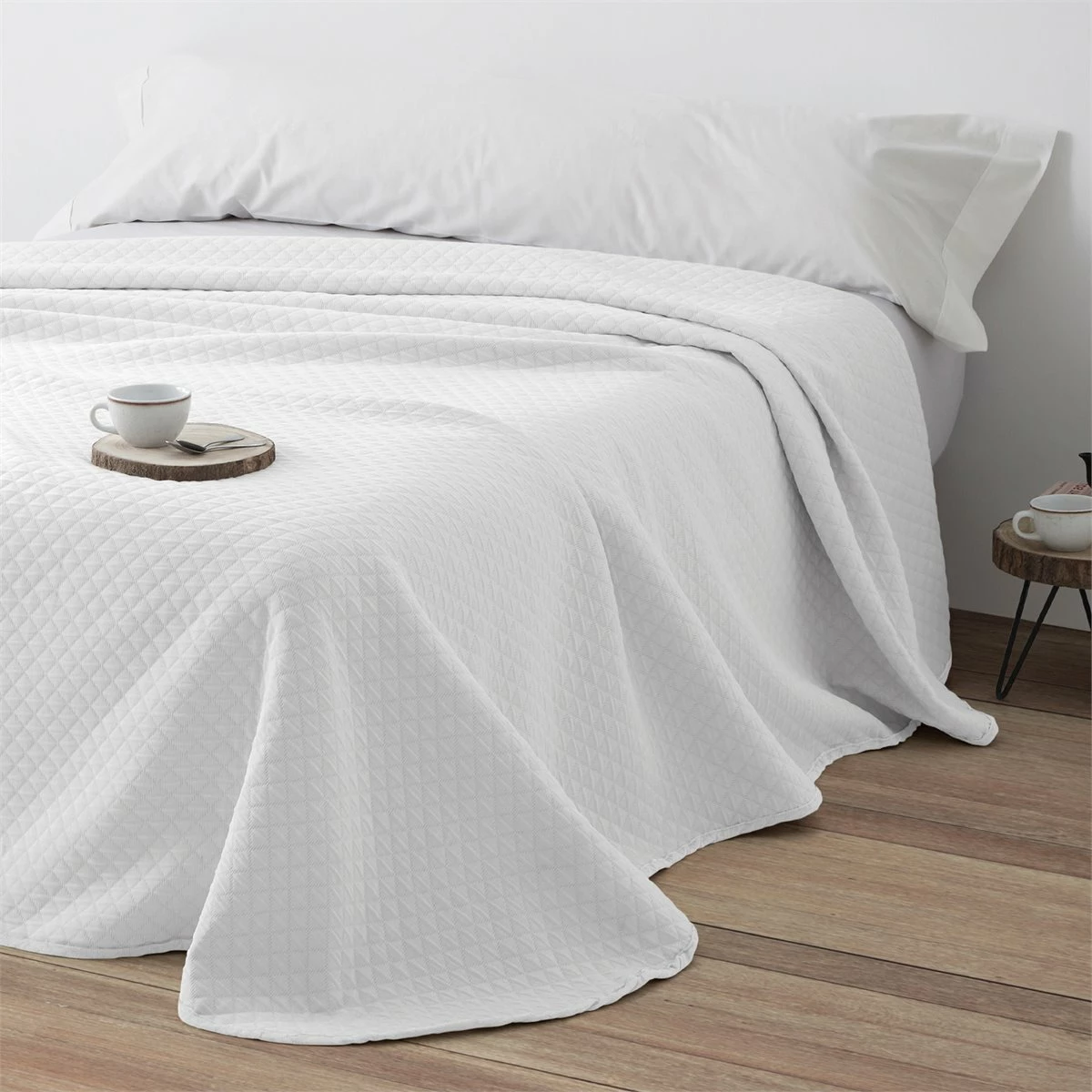 Vipalia - Colcha Bouti Pique 30% Algodón - 70% Poliester. Modelo Silver Cama 135 Cm - 235x260 Cm, Color Blanco/Marfil 9 Vipalia - Colcha Bouti Pique 30% Algodón - 70% Poliester. Modelo Silver Cama 135 Cm - 235x260 Cm, Color Blanco/Marfil - Imagen 7