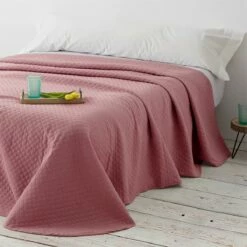 Vipalia - Colcha Bouti Pique 30% Algodón - 70% Poliester. Modelo Silver Cama 105 Cm - 200x260 Cm, Color Granate/Rojo -Forros De Cama Ventas 2024 76964b27aa596f7aa6bb1c84db102f5285dd9e9d cda1932b05bf4f1dad3b1edc26fbd0ef