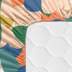 Flower Power Bajera Cama 150/160 (160x200 Cm) Multicolor -Forros De Cama Ventas 2024 91f67ec6e53c06ad519b14e4ee08c9483daadb1a 89f97338119147babd129ca41ed72cbe