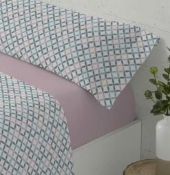 Juego De Sábanas Tres Piezas Cama De 90 Anillo Rosa Donegal -Forros De Cama Ventas 2024 98b4d9f8350314496b2efbf3c6546ccfce7d0d99 fbe4c0e313d64a1b8255aa9195921bdd