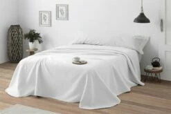 Vipalia - Colcha Bouti Pique 30% Algodón - 70% Poliester. Modelo Silver Cama 105 Cm - 200x260 Cm, Color Blanco/Marfil -Forros De Cama Ventas 2024 9ebd45bae4ad2806774f1a981c4ef9397b6c222d 2d3b14ea929c42ca92848e24b60ef7b8