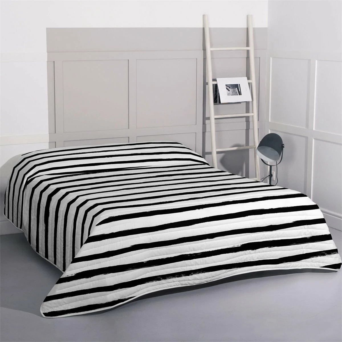 Stripes Colcha Cama 105 (200x260 Cm) Multicolor 3 Stripes Colcha Cama 105 (200x260 Cm) Multicolor