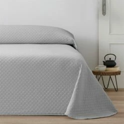 Vipalia - Colcha Bouti Pique 30% Algodón - 70% Poliester. Modelo Silver Cama 90 Cm - 180x260 Cm, Color Gris/Plata -Forros De Cama Ventas 2024 f829f0453cf6a5adbedeab15a577a08189fbba75 4a0320f19c8c4acfbd9d6597eaef7676
