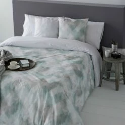 Guy Laroche Funda NórdicaTEXIR 200x200 Cm- Verde -Forros De Cama Ventas 2024 fda06d342f1de08332aee5641551564c47d5b779 b49e79dd65364aabad027456e9c6a6ce